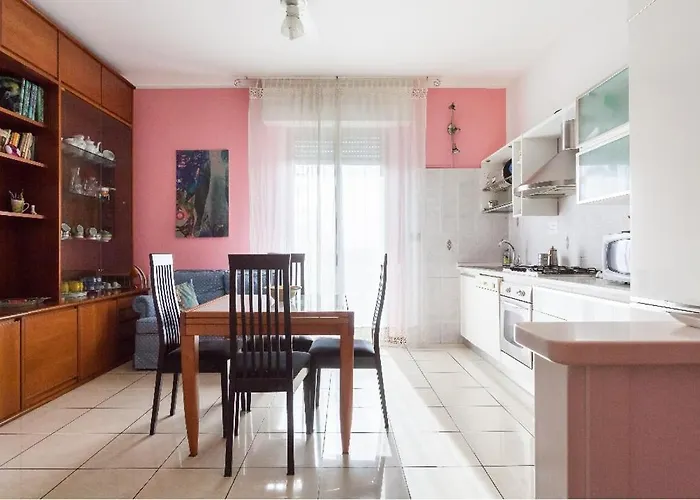 Apartmán Ampio Luminoso Quinto Piano Ascensore *