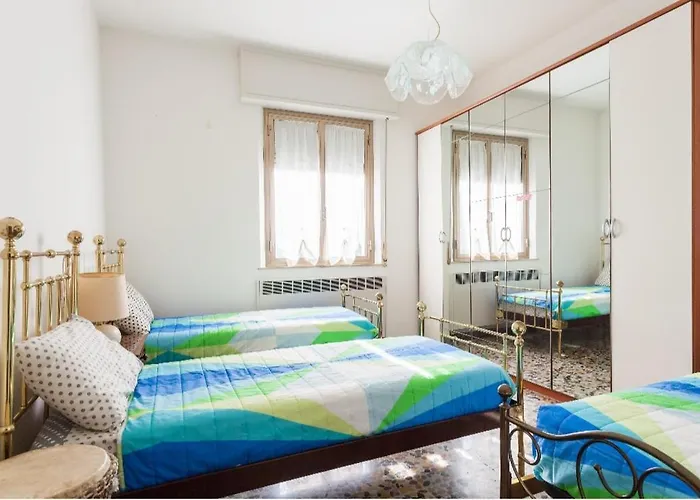Apartman Ampio Luminoso Quinto Piano Ascensore *